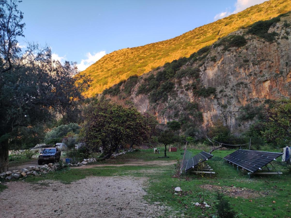 Gjipe Eco Campground Vuno エクステリア 写真